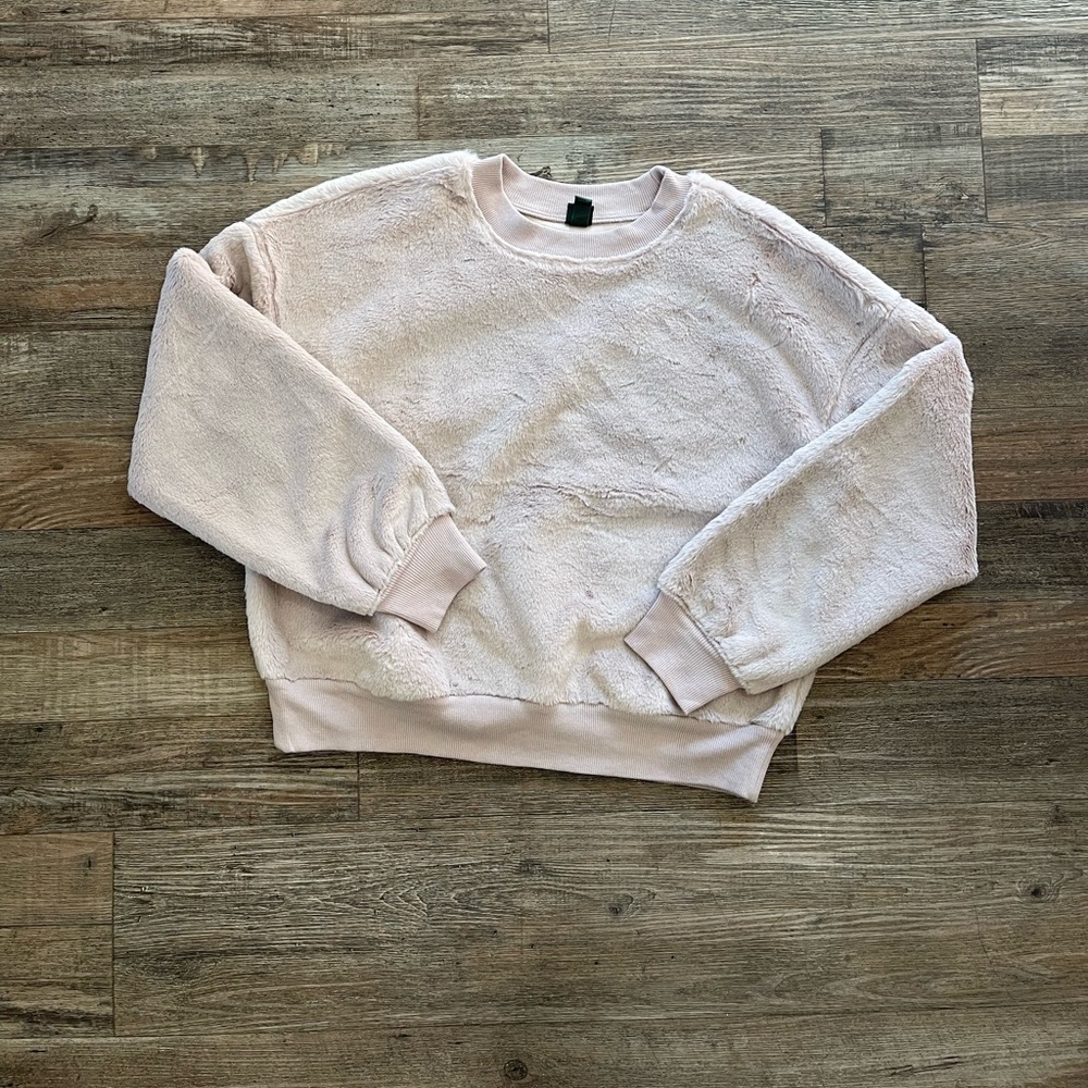 Wild Fable Pale Pink Fur Sweatshirt - Picture 1 of 4